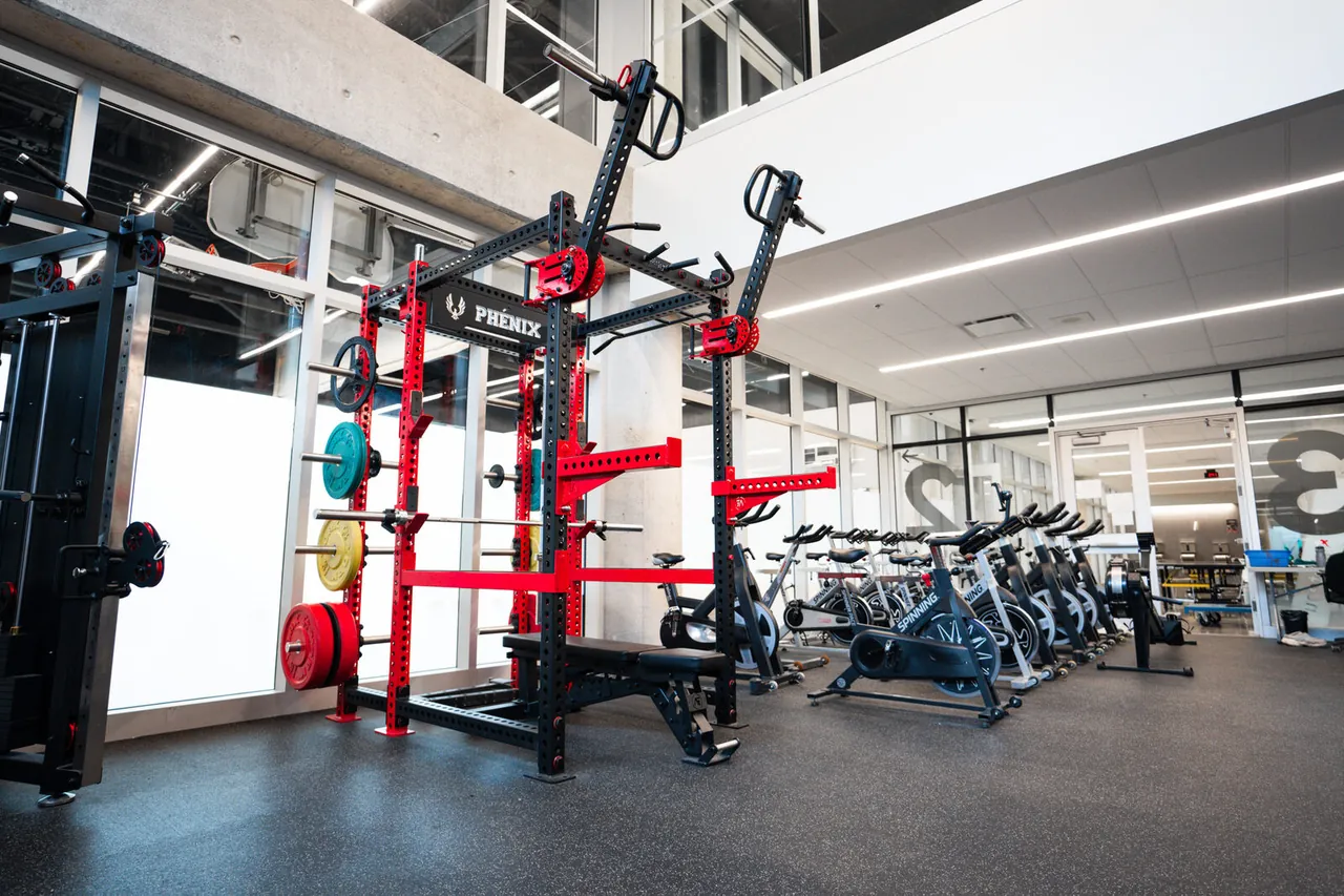 Salle de musculation de l’École secondaire de Chambly